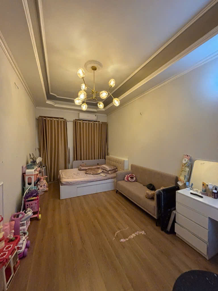 NHÀ 5 TẦNG TRẦN ĐẠI NGHĨA-HAI BÀ TRƯNG-PHÂN LÔ Ô TÔ TRÁNH-10M RA PHỐ - Ảnh 4