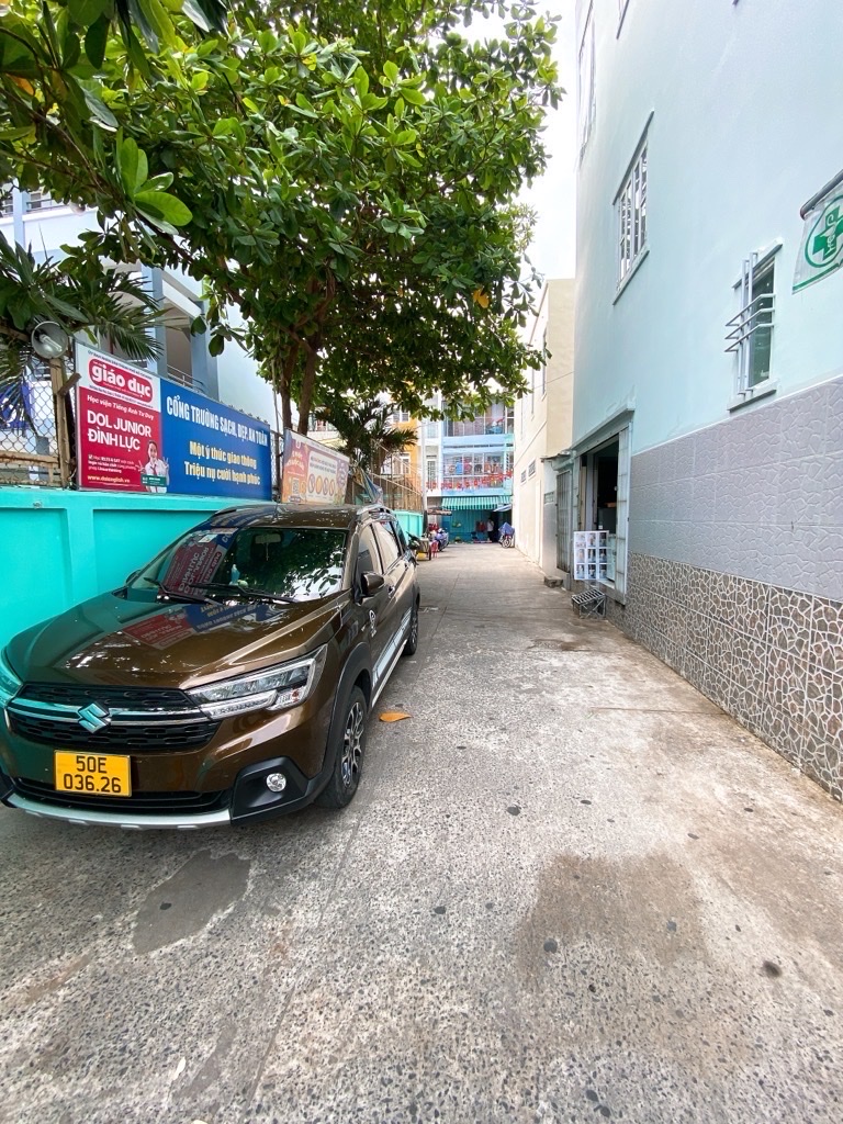 XE HƠI ĐẬU CỬA NHÀ MẶT TIỀN -GẰN TRƯỜNG HỌC GẦN CHỢ-KHU TIỆN ÍCH. - Ảnh chính