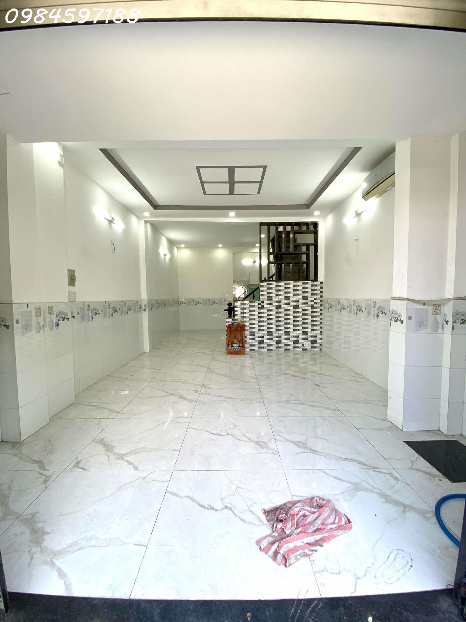 BÁN GẤP NHÀ GIÁ TỐT  NHẤT KHU VỰC 2 TẦNG MÁI THÁI MỚI 57 M2- XE HƠI NGỦ TRONG NHÀ - NGAY BỆNH VIỆN - Ảnh 2