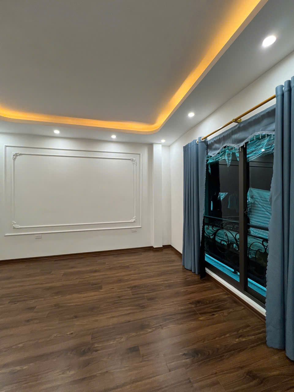 TRUNG TÂM VẠN PHÚC - NHÀ MỚI ĐẸP LONG LANH - NGÕ THÔNG RỘNG -  Ô TÔ LÙI ĐỖ CỬA - 5 TẦNG-LOANH QUANH - Ảnh 4