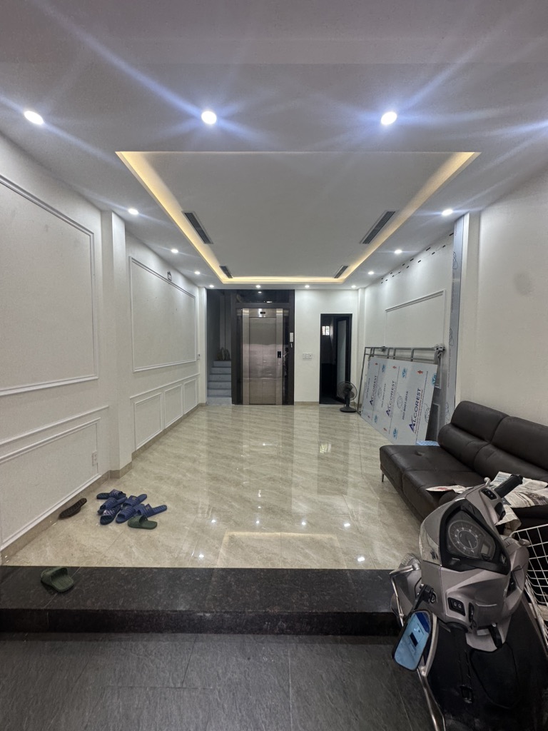Bán nhà: Tựu Liệt, oto đỗ cửa, 46m2, 5 tầng, Thang máy, thoáng trước sau. hơn 6 tỷ - Ảnh 1