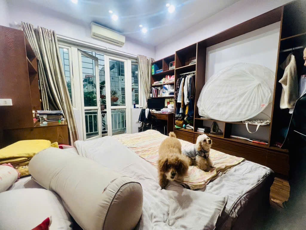 BÁN NHÀ NGUYỄN VĂN CỪ 55 M2, 4 TẦNG, 2 Ô TÔ TRÁNH, DỪNG ĐỖ NGÀY ĐÊM, GIÁ NHỈNH - 13 TỶ - Ảnh 2