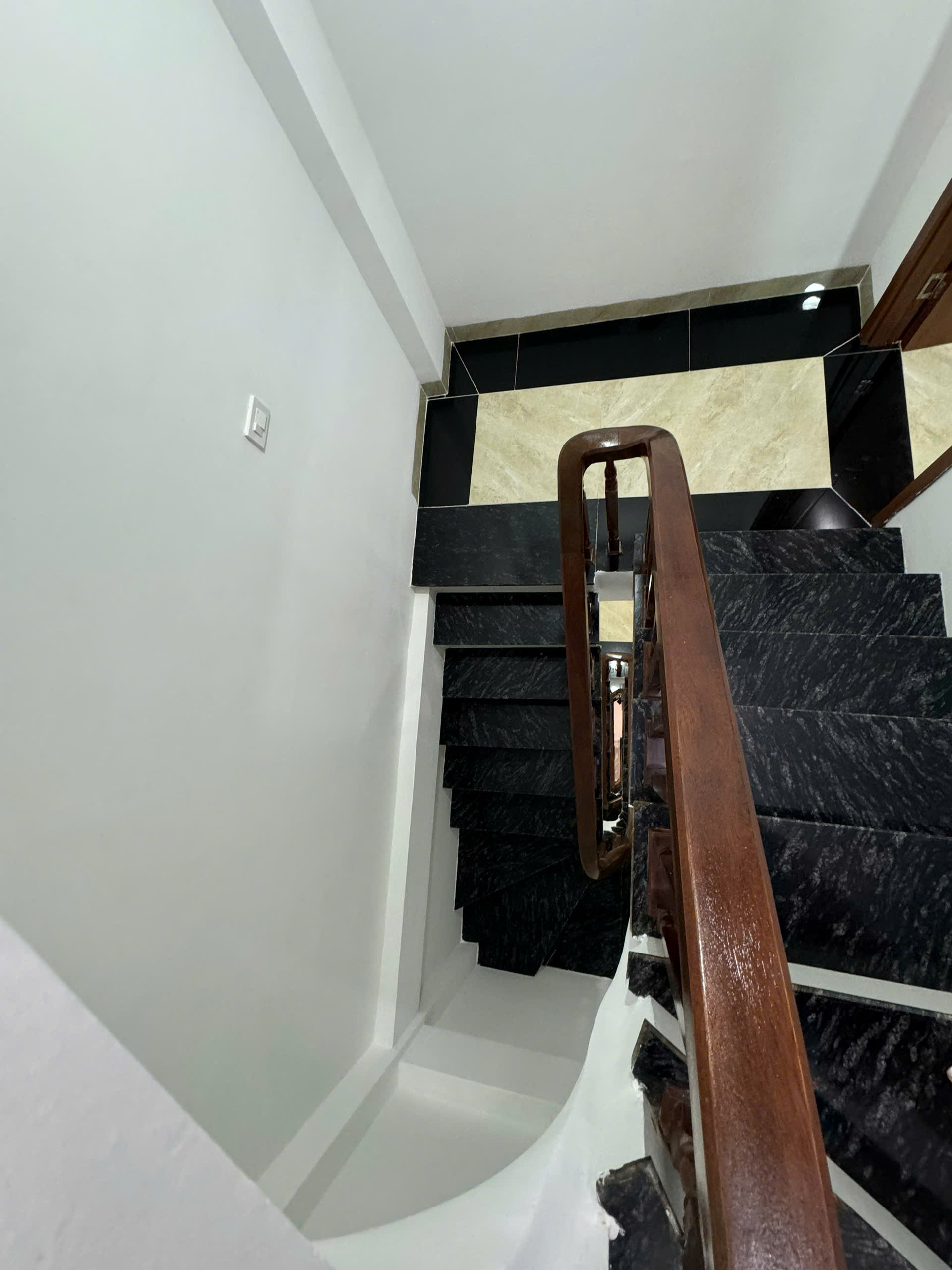 BÁN NHÀ MỚI XÂY – TỔ 4 ĐA SỸ – DT 38 M2 ,MẶT TIỀN 5M - Ảnh 3