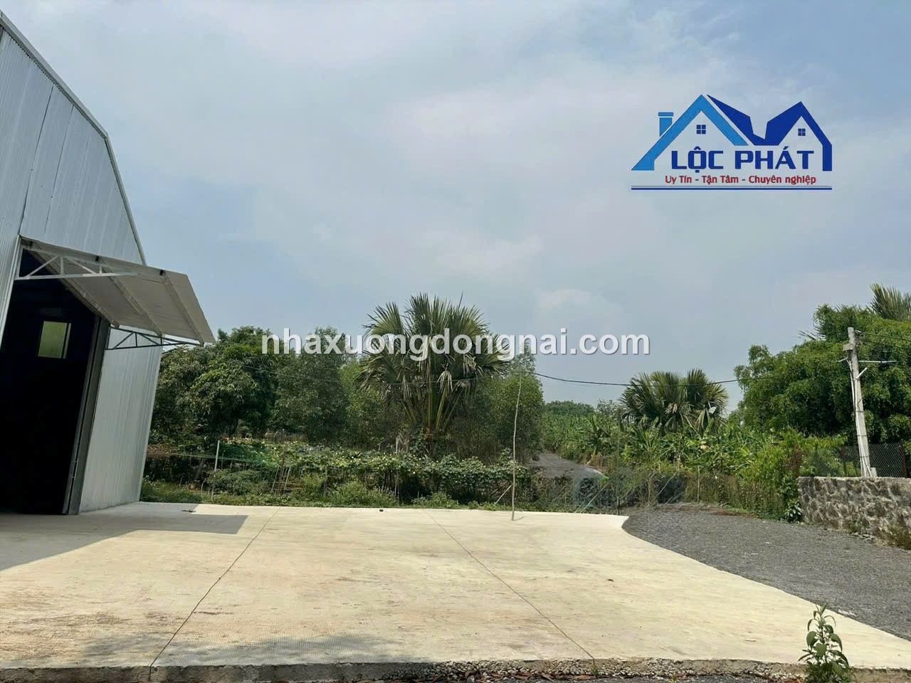 Cho thuê nhà xưởng 1400m2 Thiện Tân Vĩnh Cửu chỉ 30 triệu - Ảnh 2