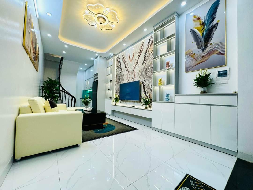 Phân lô Lạc Long Quân - 75m2 sát Hồ Tây - ngõ to rộng - 4 tầng mặt tiền 5m chỉ 13 tỷ - Ảnh 1