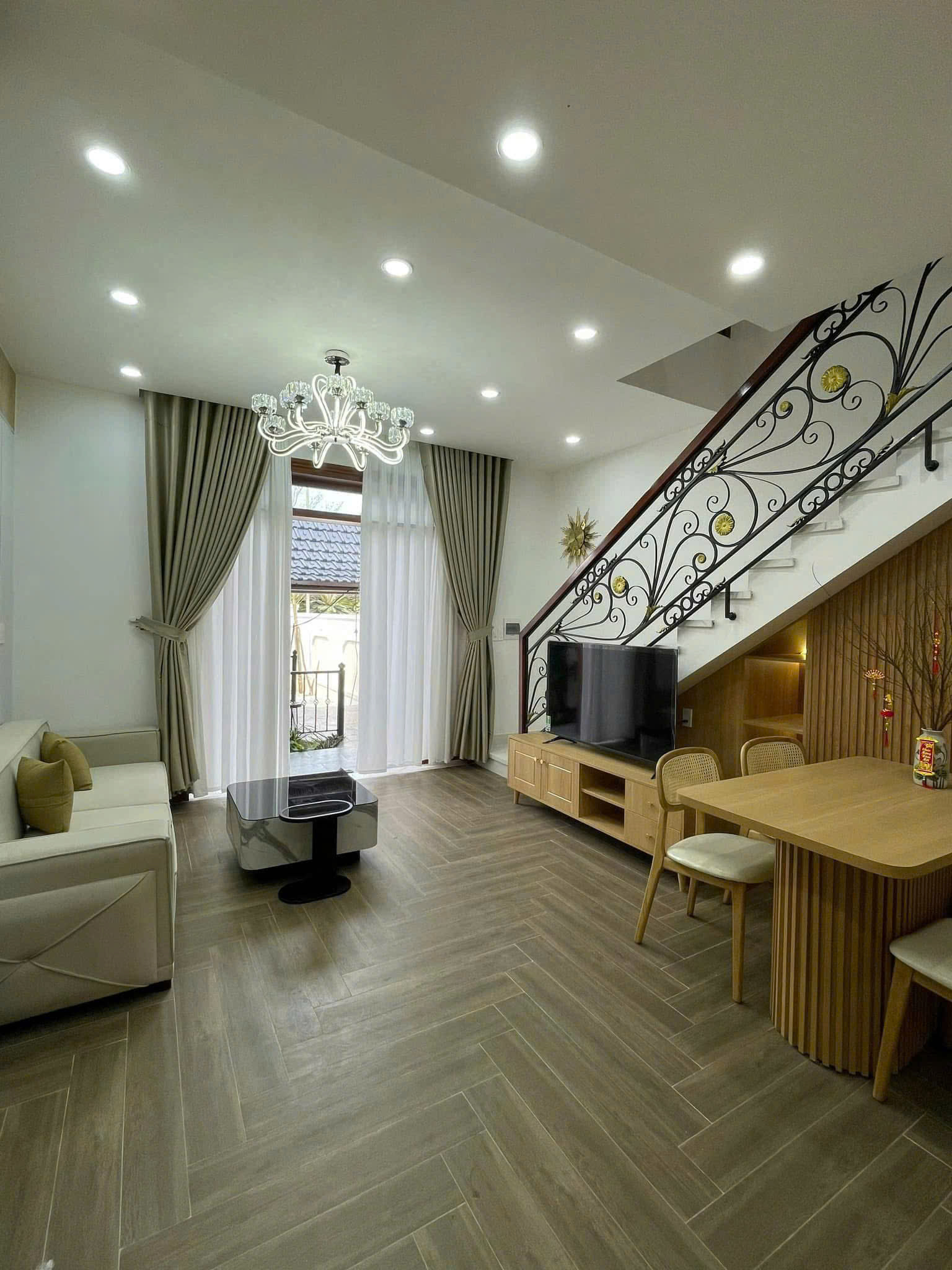 Nhà 2 tầng mặt tiền Sử Hy Nhan -  full nội thất thuộc Phường Thuỷ Xuân , Tp Huế ✅ - Ảnh 3