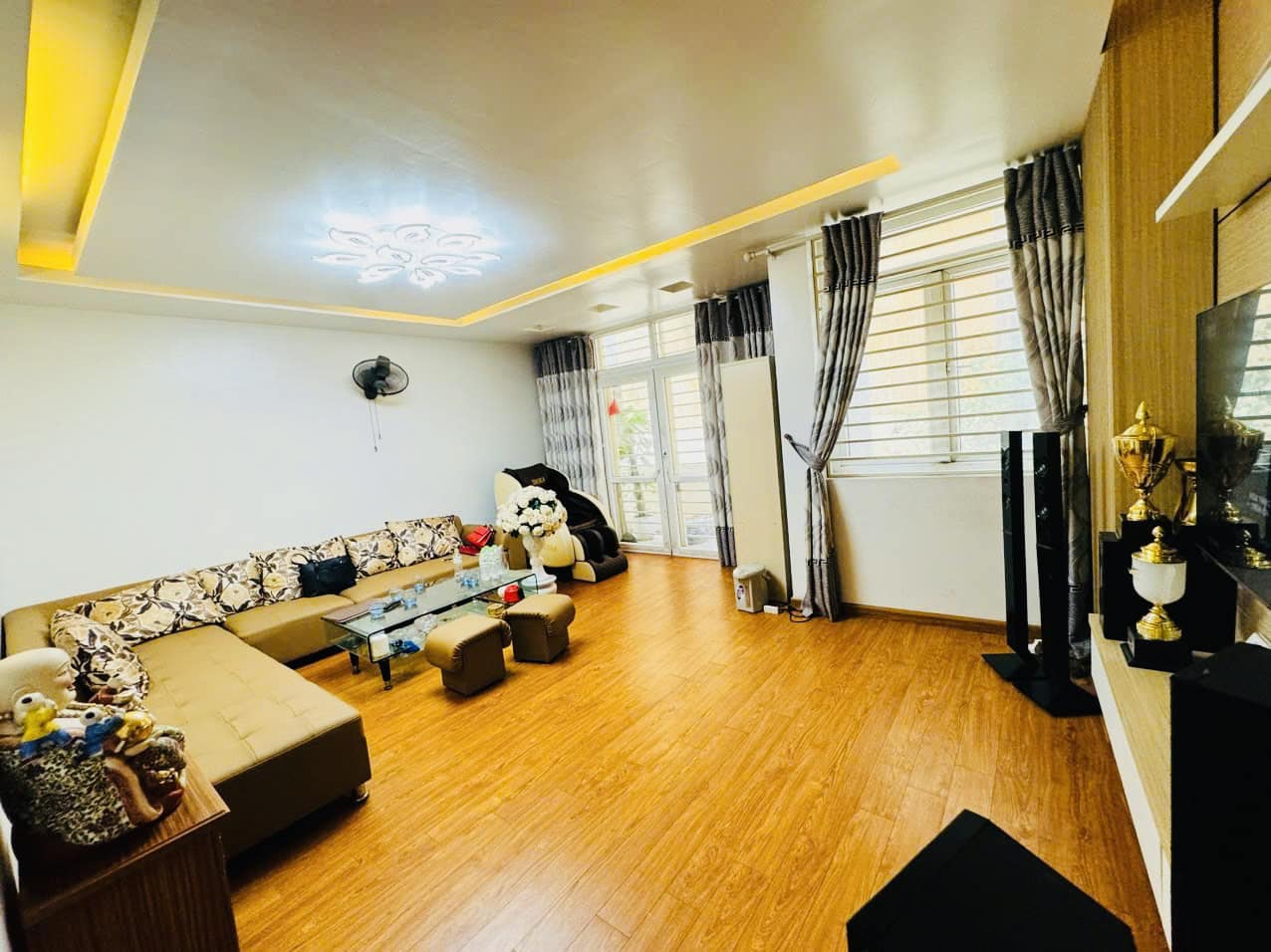 Phân lô VIP Hai Bà Trưng,2 oto vào nhà,74m,mt5,3m. 24.8 tỷ - Ảnh chính
