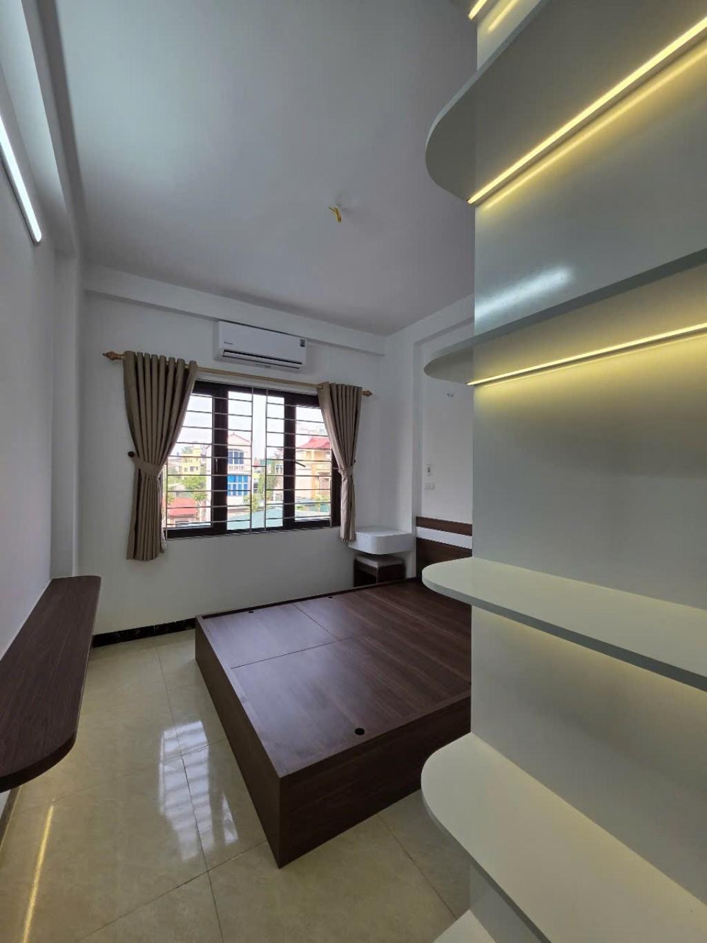✅NHÀ DÂN XÂY LONG BIÊN- FULL NỘI THẤT SỊN - 4 NGỦ - Ô TÔ ĐỖ CỬA - NGÕ NÔNG- SỔ VUÔNG A4 - Ảnh 6
