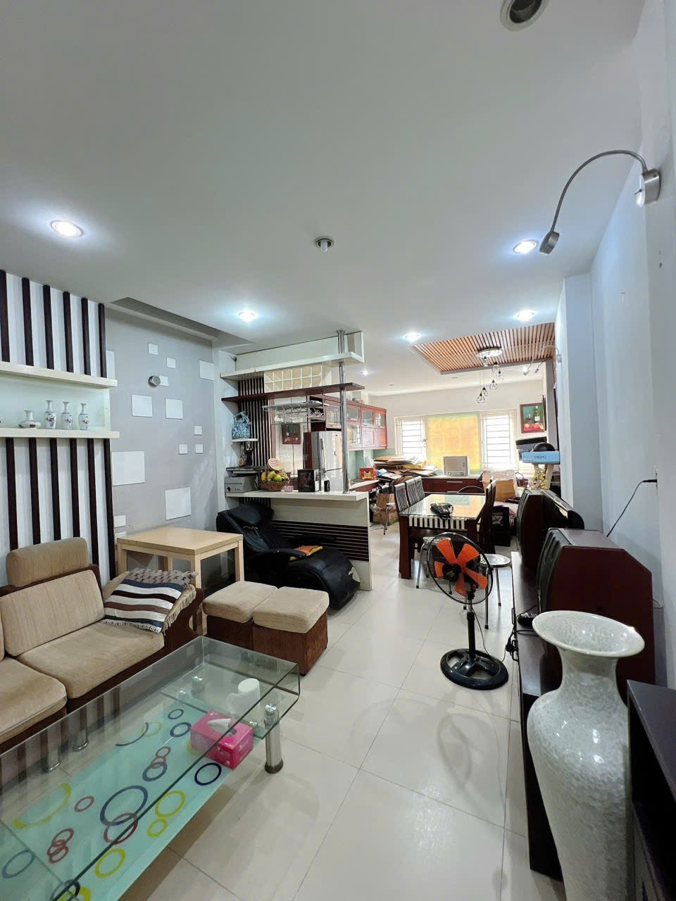 Bán nhà quận 10, Nguyễn Tri Phương, 42m2, 5 tầng, hẻm xe tải, 12.5 tỷ - Ảnh chính