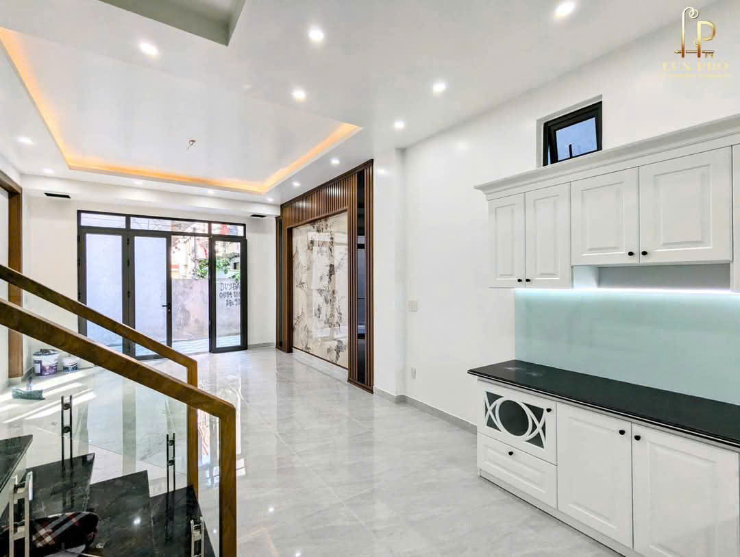 Bán nhà Thiên Lôi, lô góc, mới tinh, ô.tô đỗ tận cửa, Giá 3.97 tỉ, gần Hoàng Huy - Ảnh 2