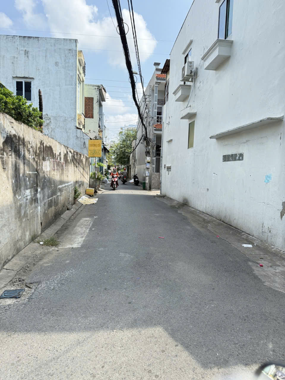 Siêu Phẩm nhà Đ số 6 Lê Văn Quới hẻm xe hơi 73m2,cấp 4 ngang đẹp gần 6m 3 tỷ 2 - Ảnh chính