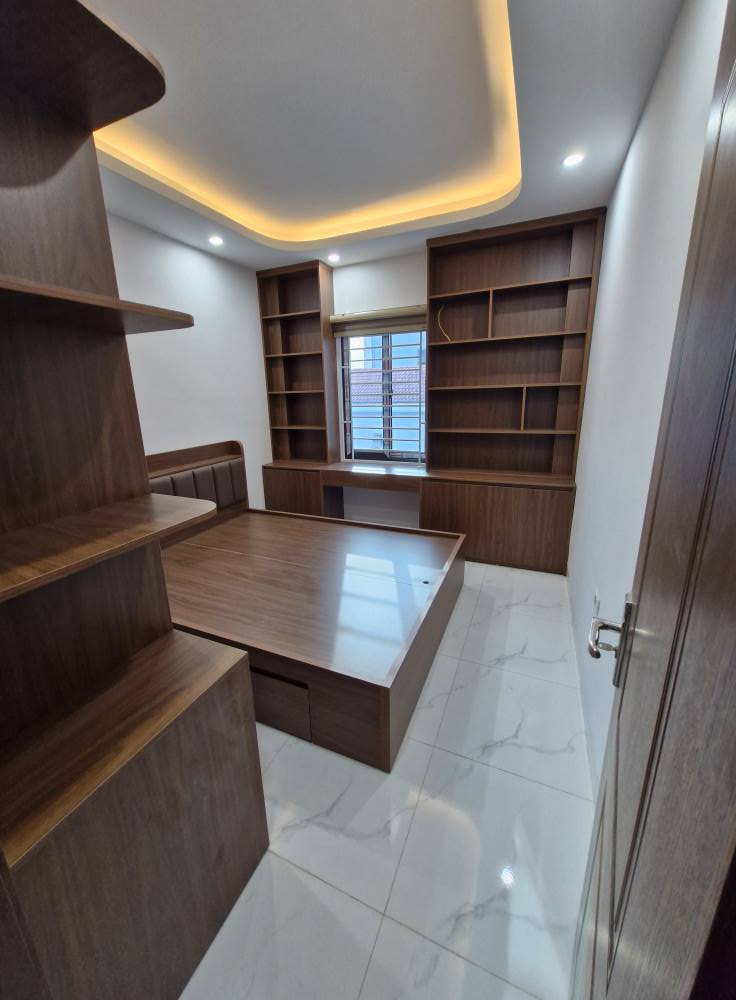 Bán Nhà Mặt Đường Hậu Aí - Hoài Đức 37m2 x 5 tầng, mặt ngõ thông rộng ô tô tránh vào nhà, nhà mới - Ảnh 1