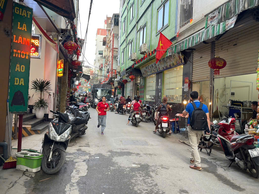 Bán Đất Phú Đô,Nam Từ Liêm,Ngõ Nông,Ô Tô Gần,Sổ Vuông Giá 12.2 Tỷ - Ảnh chính