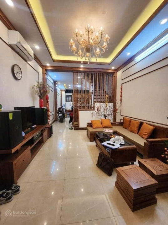 Gia đình cần bán gấp căn nhà Quang Trung, ô tô, kinh doanh, 40m, 4 tầng, ở ngay, chỉ 10 tỷ 700 - Ảnh 1