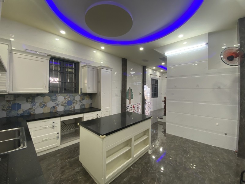 Bán nhà 1 Trệt 1 Lầu TP Thủ Đức,giáp Phạm Văn Đồng, diện tích lớn giá bé xíu xìu xiu - Ảnh 1