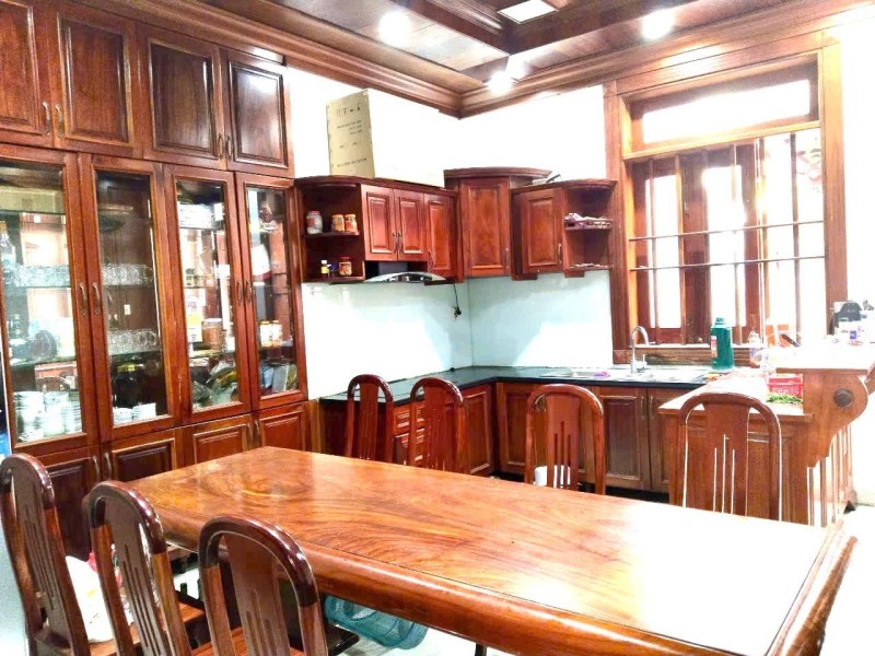 Bán nhà mặt phố Q.9, 150m2, 4 tầng, 16.4 tỷ, sổ hồng - Ảnh 3