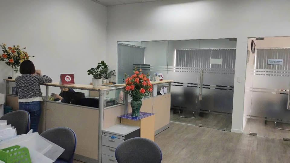 BÁN GẤP NHÀ PHỐ BẠCH MAI, VỈA HÈ KINH DOANH_DT 70M2, 5 TẦNG, MT 5M, 23TỶ - Ảnh 2