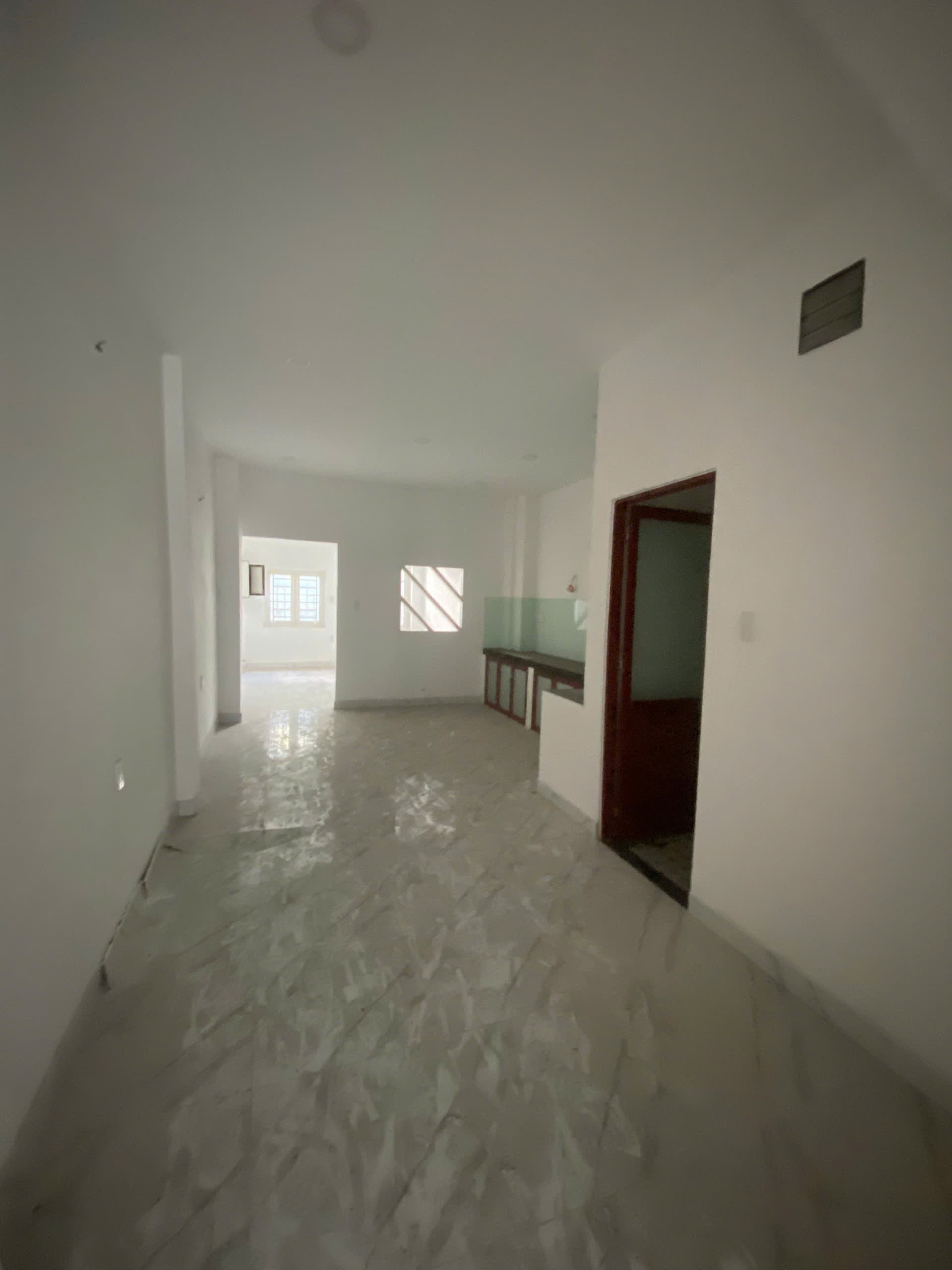 Hiếm Bình Tân Chiến Lược 85m2 ngang 4,2m 2 tầng HXH thông chỉ 5,3 T. - Ảnh 1