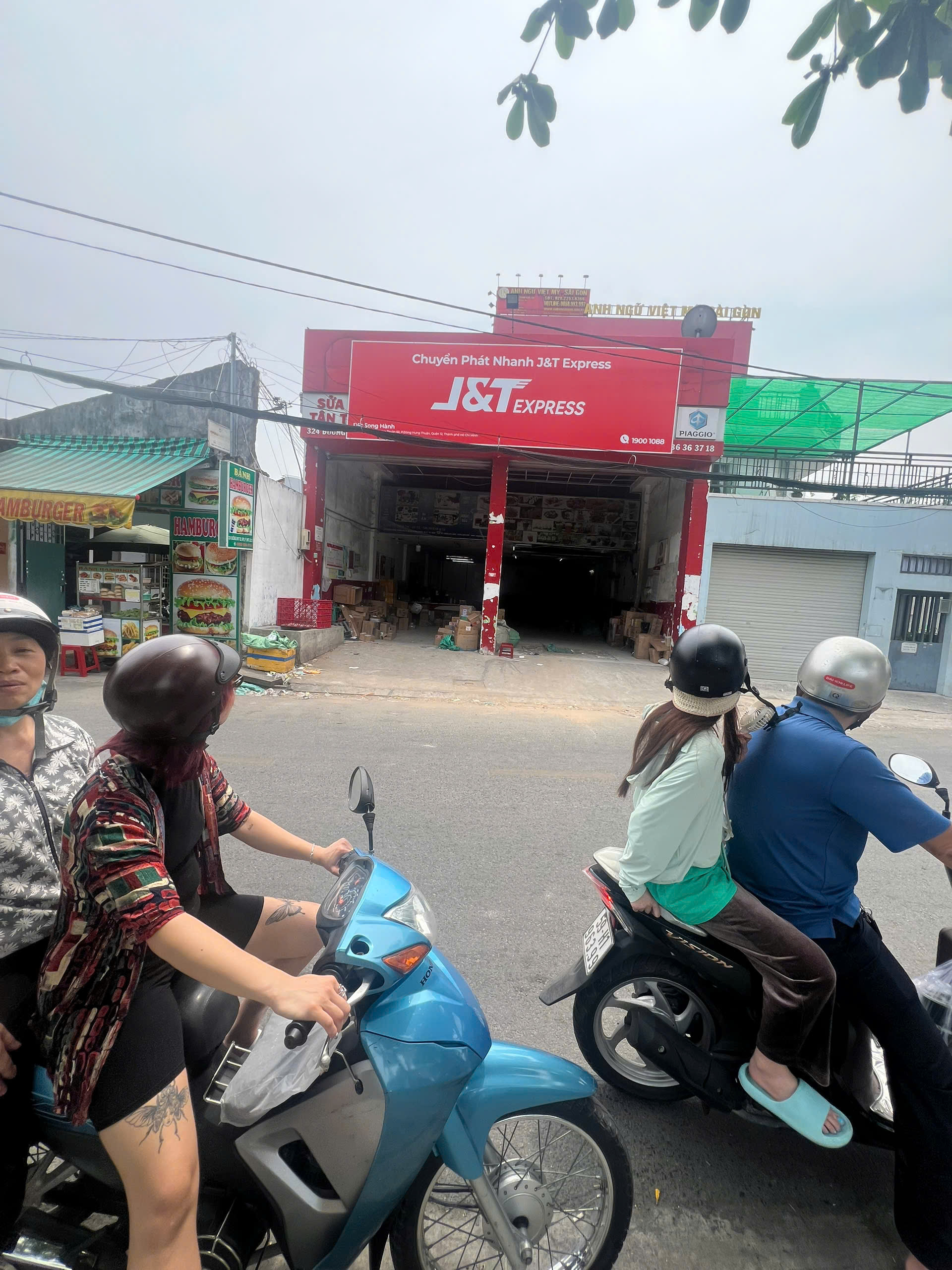 Bán nhà mặt tiền 8x20m giá 14 tỷ Đường Đông Hưng Thuận 2 - Ảnh 1
