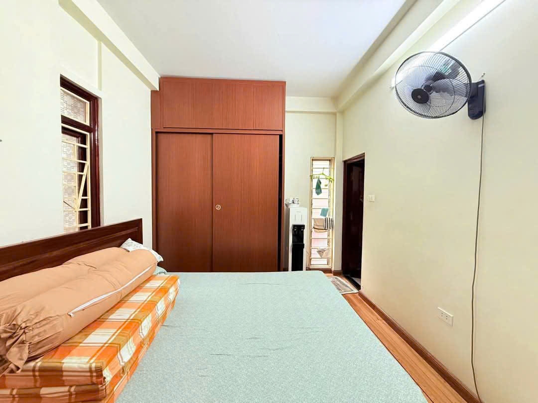 nhà ba đình, tôn thất thiệp, 6 tầng, 33m2, mặt tiền rộng, giá nét 15 tỉ - Ảnh 1