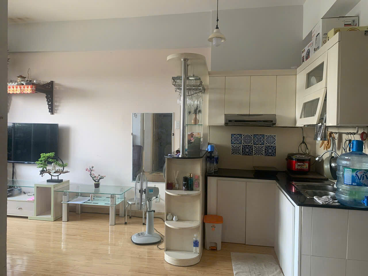 Bán gấp CH 2PN, 1,05 tỷ, 55m2 tại HQC Plaza, An Phú Tây, Bình Chánh, HCM - Ảnh chính