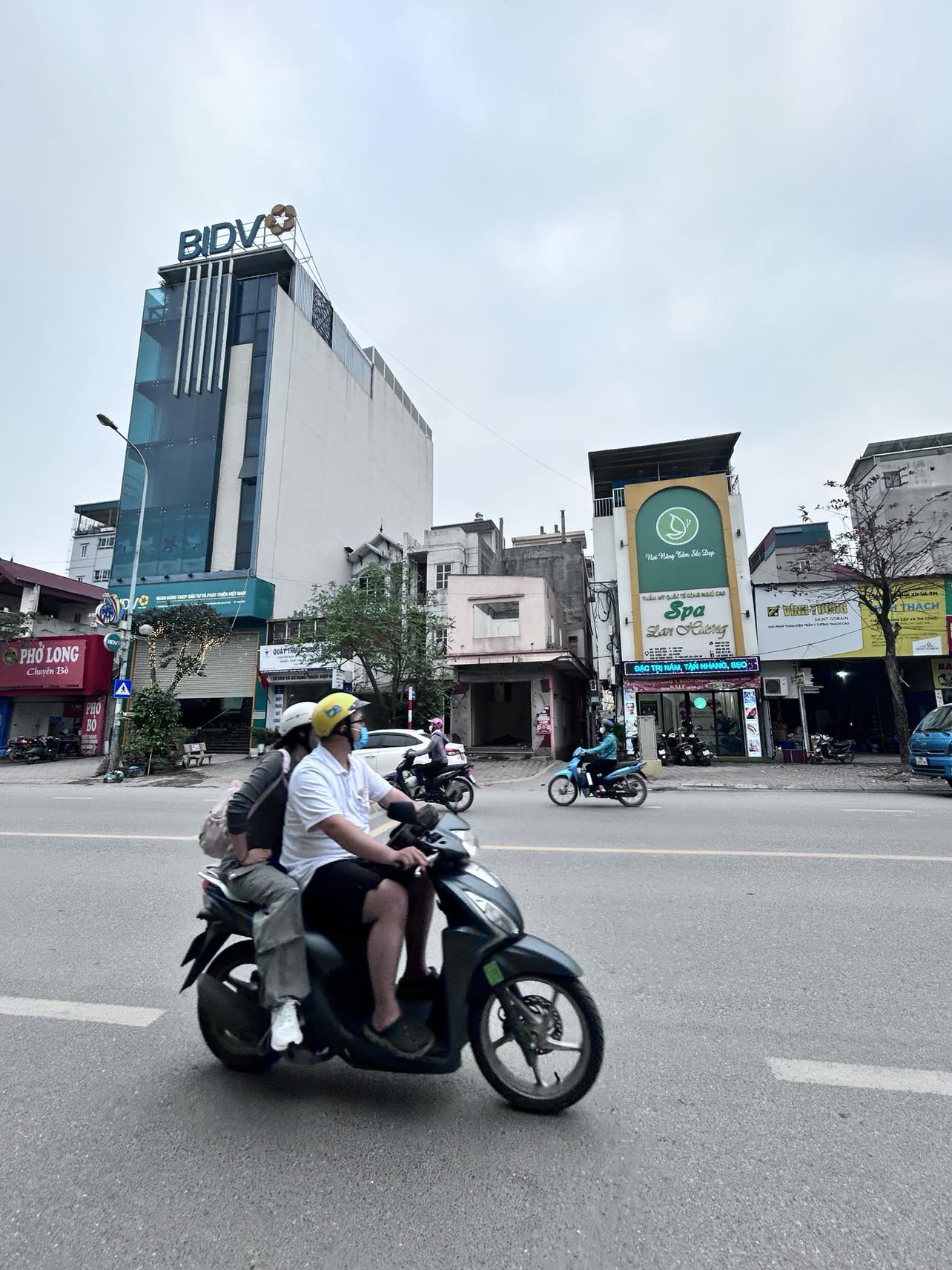 Bán nhà mặt phố Thành Trung,Trâu Quỳ,Gia Lâm,85m2 mtien 5m đường 30m kinh doanh ngay - Ảnh chính