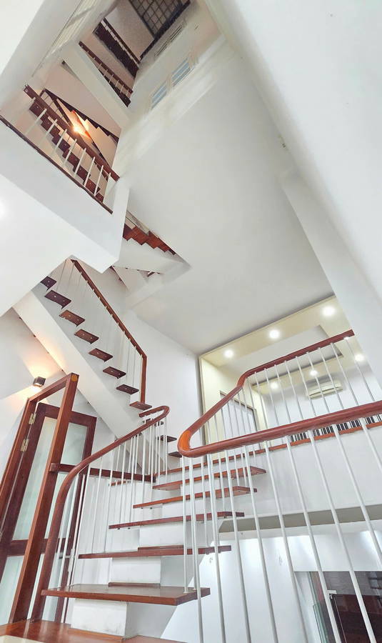 SIÊU PHẨM CẦU GIẤY- PHÂN LÔ VỈA HÈ OTO TRÁNH - BAY NHANH - 28 TỶ - Ảnh 4