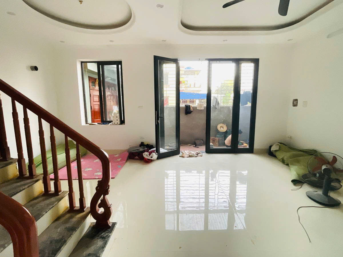 NHÀ XÂY MỚI THANH AM 3 THOÁNG - Ô TÔ GẦN NHÀ Thanh Am-Long Biên  45/84 m2,X 5 tầng, MT  6.8m, 6.48 - Ảnh 2