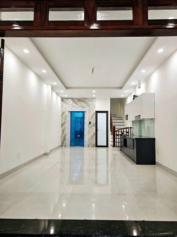 NHÀ MỚI SỔ NỞ HẬU Mai Phúc -Long  Biên 50m2,X 5 tầng, mặt tiền 4.05m, 8.3 tỷ. - Ảnh 4