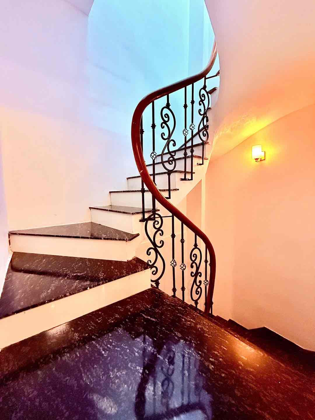 Nhà phố Kim Hoa – Ngõ nông – Lô góc – Mặt tiền rộng – Nhà đẹp – 30m2 – 4 tầng – 6.9 tỉ - Ảnh 4