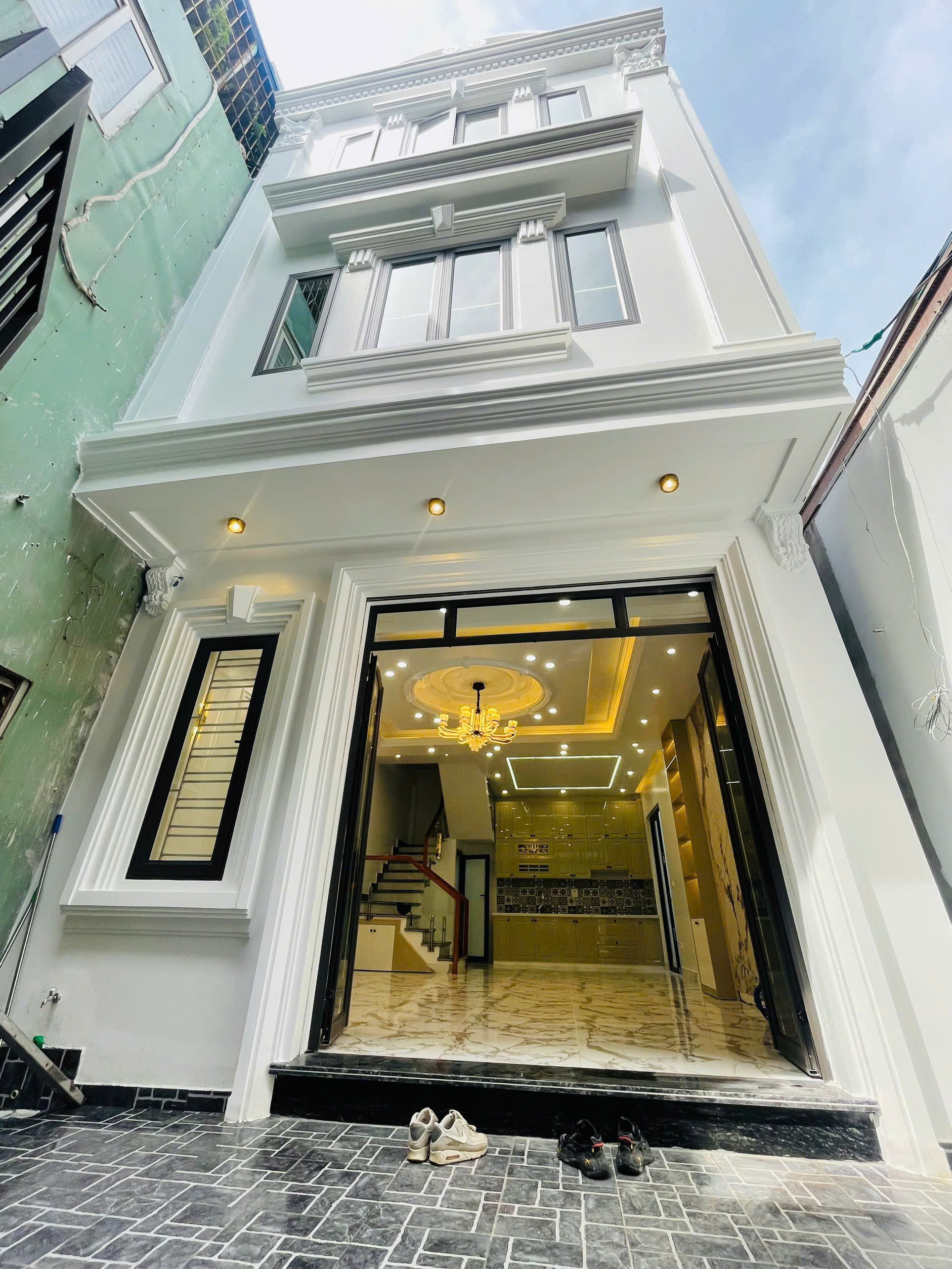 Siêu phẩm độc lập sân cổng riêng tại Phủ Thượng Đoạn ĐÔng hải Hải An, cách đường chính 30m - Ảnh chính