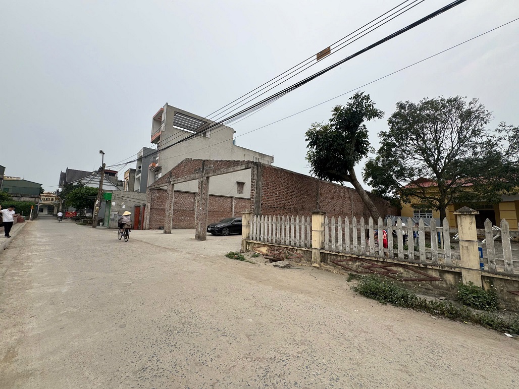 CẦN BÁN 2 LÔ ĐẤT MẶT TIỀN  ĐẸP - Ảnh 1