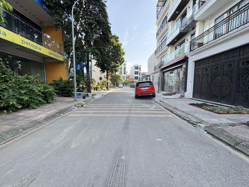 Bán nhà 90m2 Phúc Lợi: Vị trí trung tâm, Giao thông thuận tiện, Thu nhập ổn định 10tr - Ảnh chính