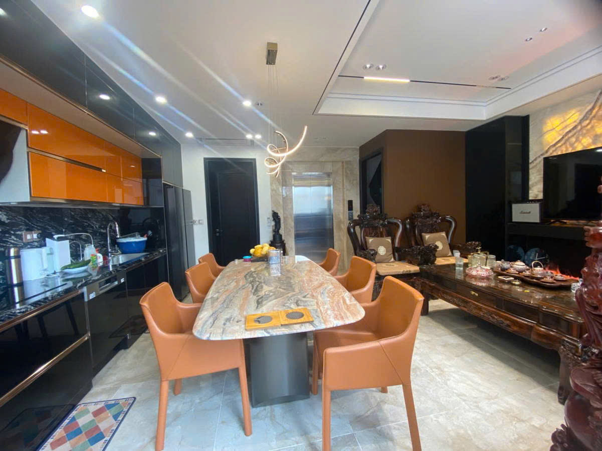 NHÀ ĐẸP, FULL NỘI THẤT TIỀN TỶ -THANG MÁY - GARA OTO - KINH DOANH Ngọc Lâm-Long Biên 50m2, 6 - Ảnh 3