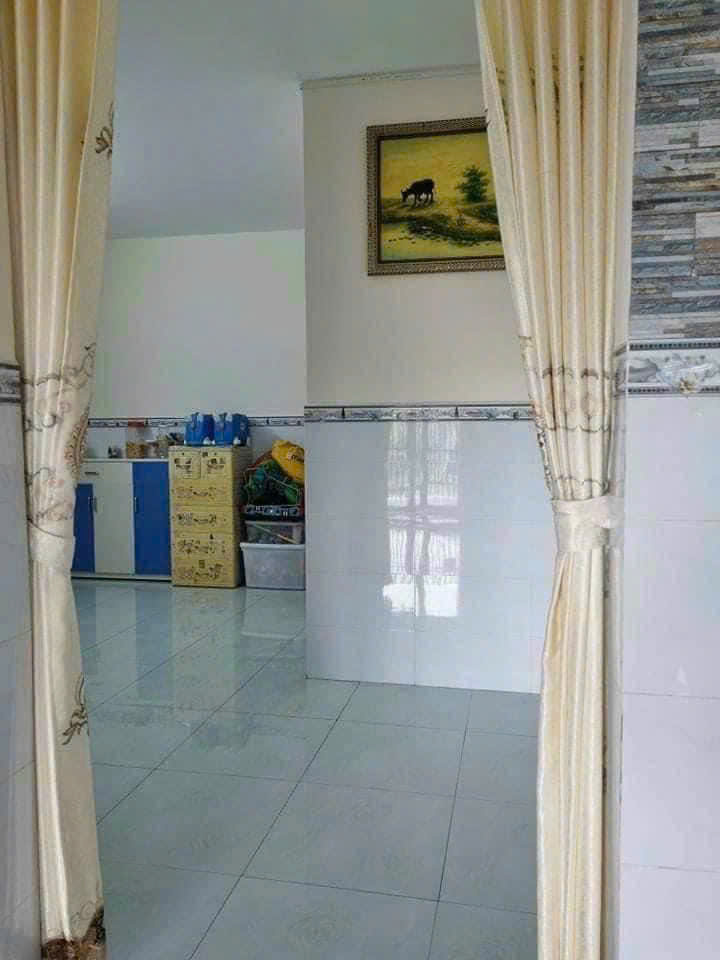 Có căn nhà 72m2 giờ kẹt tiền nên đành bán ngay MT đường Tân Xuân 6, Hóc môn ,SHR 650 triệu - Ảnh 5