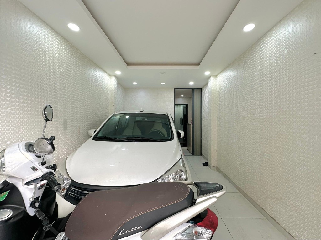 CẠNH PHAN ĐĂNG LƯU, P7, BÌNH THẠNH - HXH TRẢI NHỰA 5M - 4 TẦNG ĐẸP - 7.5 T.Ỷ. - Ảnh chính