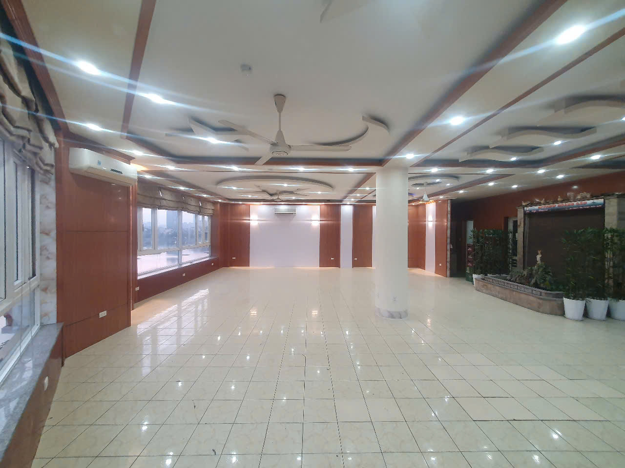 CHO THUÊ VĂN PHÒNG NẰM Ở TẦNG 6 TẠI 36A PHỐ HOÀNG CẦU, ĐỐNG ĐA , HN - Ảnh chính