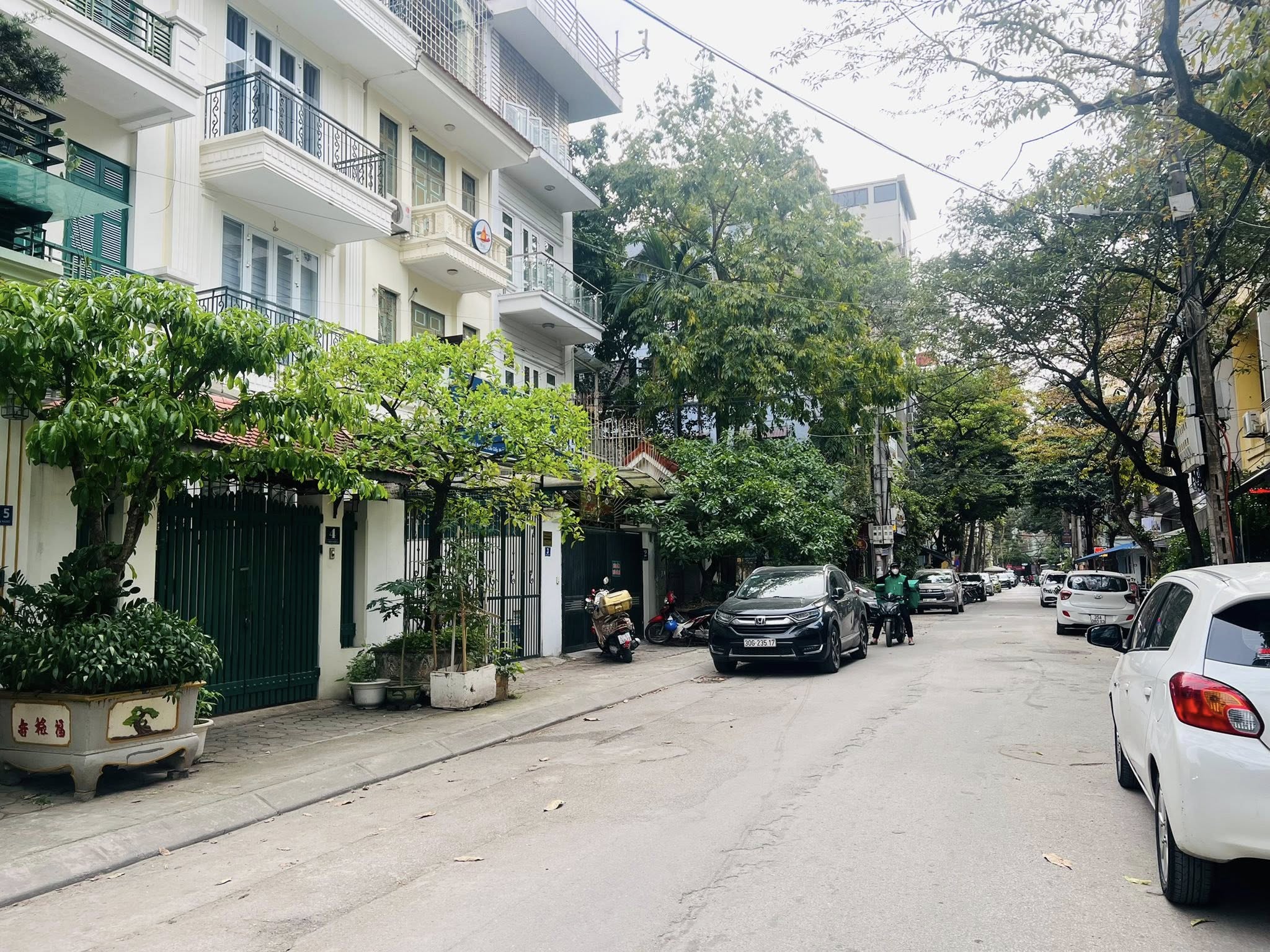 BÁN NHANH NHÀ PHỐ NGHĨA ĐÔ, CẦU GIẤY, 4 TẦNG 76M2, Ô TÔ TRÁNH, Ở HOẶC KINH DOANH - GIÁ  NHỈNH 33 TỶ - Ảnh chính