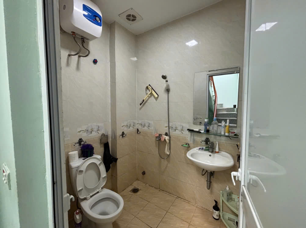 CHÍNH CHỦ CHO THUÊ 2 PHÒNG TRONG NHÀ 5 TẦNG TẠI NGÕ 172 XUÂN ĐỈNH - PHƯỜNG XUÂN ĐỈNH - QUẬN BẮC TỪ - Ảnh 1