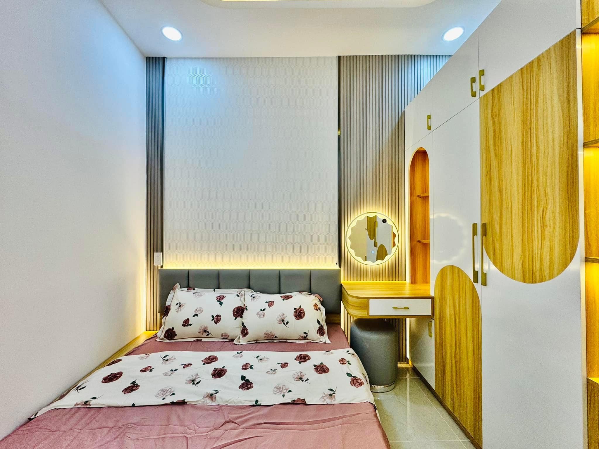 BÁN NHÀ DÂN XÂY PHÚ DIỄN 32M2X4 TẦNG, LÔ GÓC Ô TÔ TRÁNH DỪNG ĐỖ NGÀY ĐÊM, GIÁ 7.5 TỶ - Ảnh 1