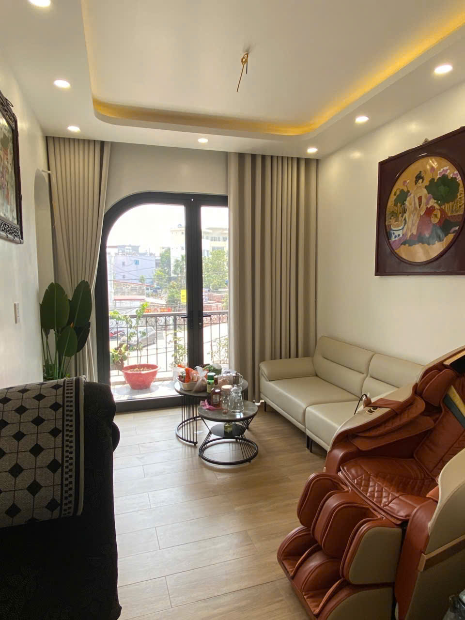 Bán nhà mặt đường Khúc Thừa Dụ - 4 tầng, độc lập, đẹp như mới - Giá 5.5 tỉ - Ảnh chính