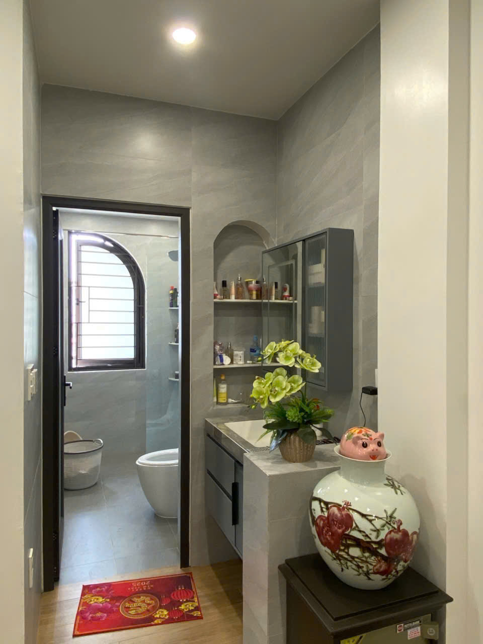 Bán nhà mặt đường Khúc Thừa Dụ - 4 tầng, độc lập, đẹp như mới - Giá 5.5 tỉ - Ảnh 3
