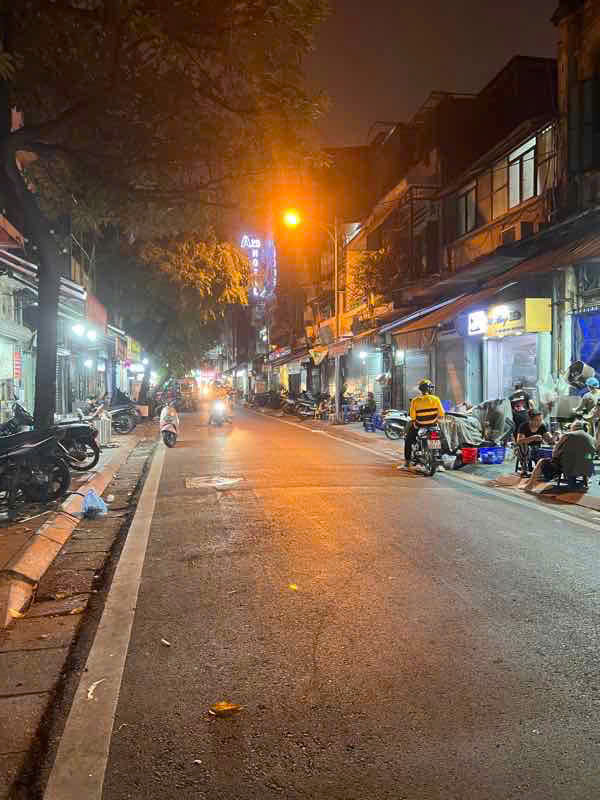 VỊ TRÍ ĐẮC ĐỊA TRUNG TÂM PHỐ CỔ - 3 BƯỚC RA MẶT PHỐ - SỔ ĐỎ CHÍNH CHỦ - CHỦ THIỆN CHÍ BÁN - Ảnh chính