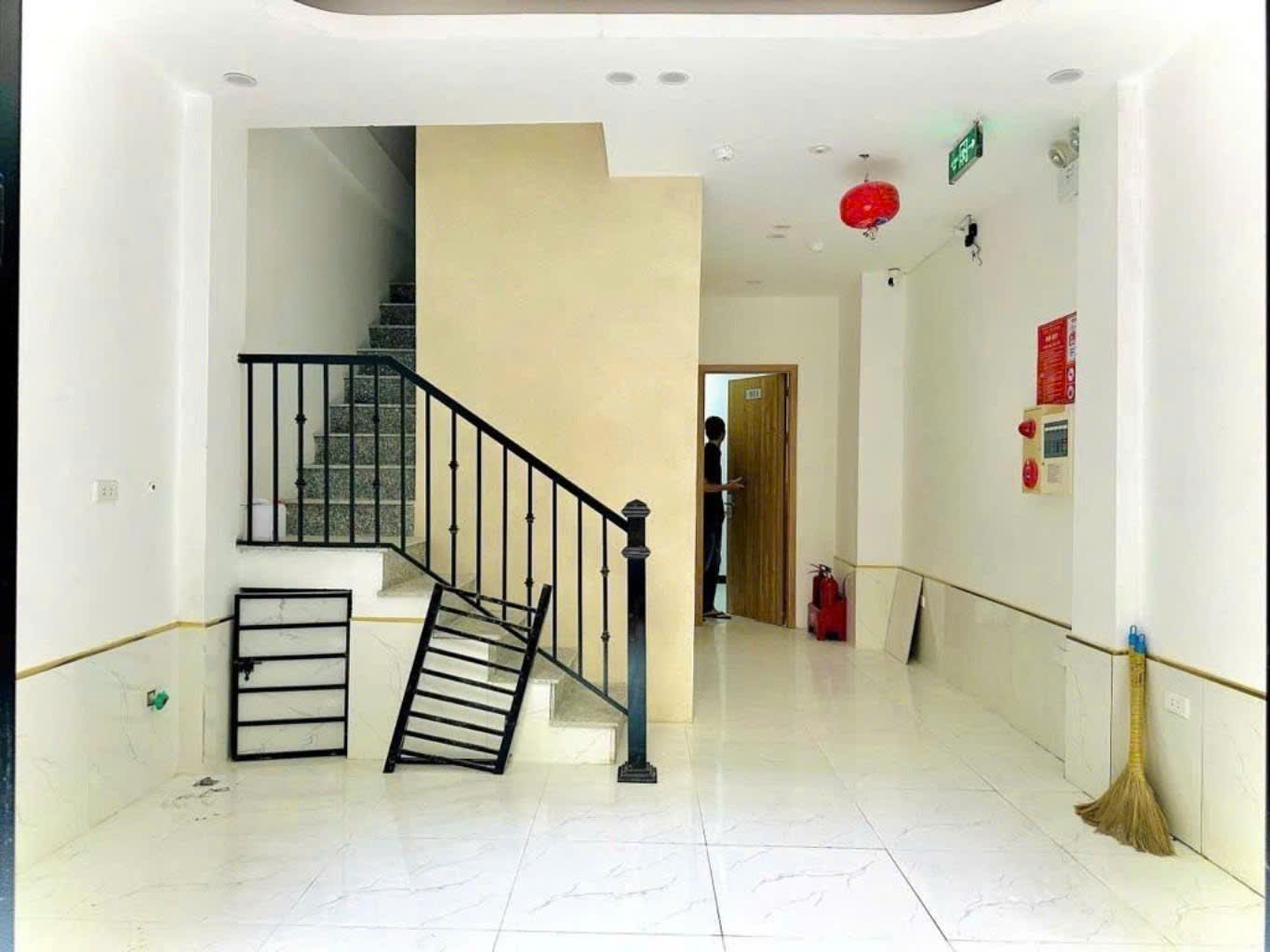 Bán Nhà Dòng Tiền,Tòa Nhà Căn Hộ Dịch Vụ Phương Canh,Nam Từ Liêm,Ngõ Nông,Sát Phố,12.8 Tỷ - Ảnh chính