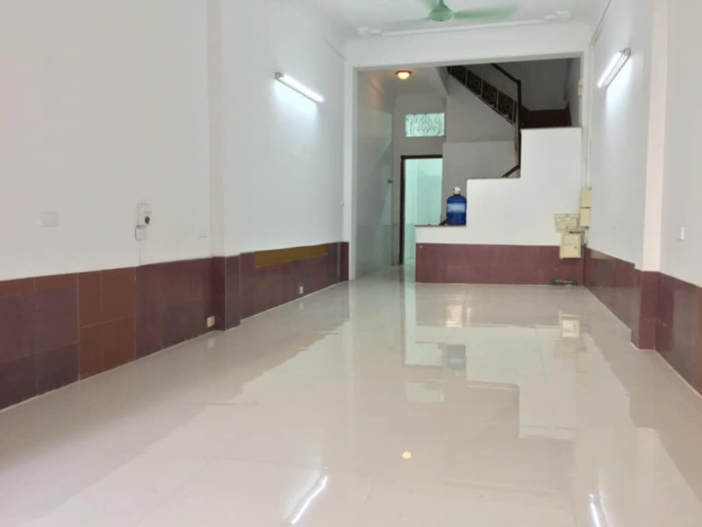 BÁN NHÀ PHỐ LÁNG HẠ VIEW HỒ _ HAI MẶT THOÁNG _ DIỆN TÍCH 63M - Ảnh chính