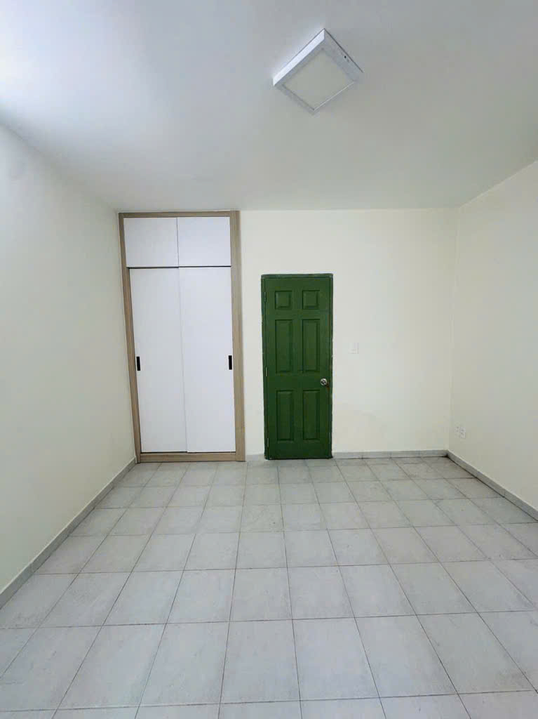 Bán nhà quận 10, Cách Mạng Tháng 8, 35m2, 2 tầng, hẻm xe hơi, 6.3 tỷ - Ảnh 4