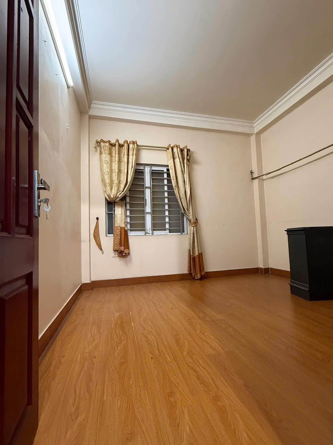 Bán Nhà Ngõ 105 Phố Doãn Kế Thiện 50m2 x 5 tầng, gần Phố sát ô tô, ngõ thông rộng, 7 phòng ngủ đầy - Ảnh 3