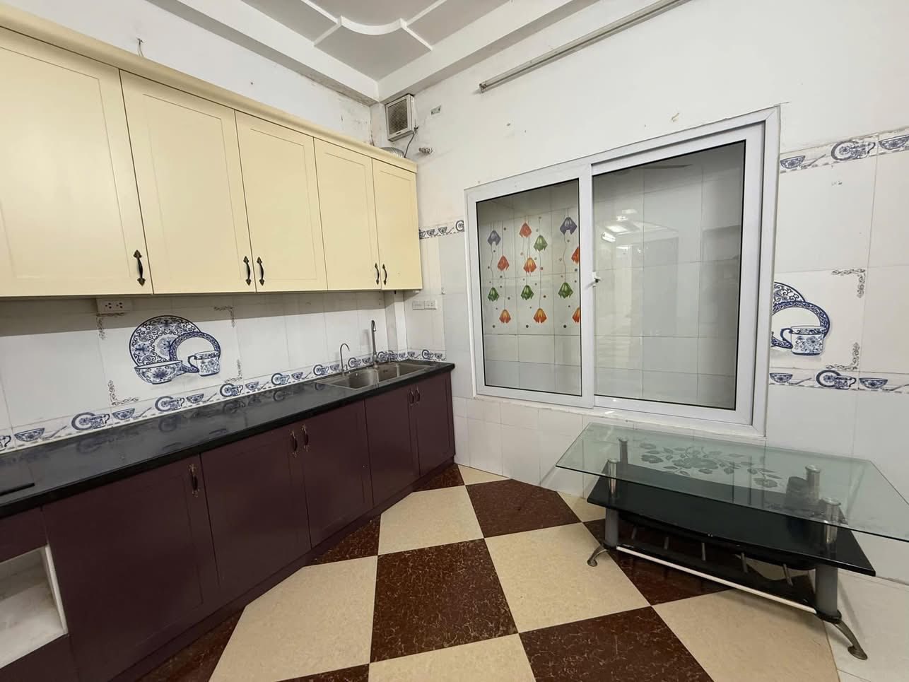Bán Nhà Ngõ 105 Phố Doãn Kế Thiện 50m2 x 5 tầng, gần Phố sát ô tô, ngõ thông rộng, 7 phòng ngủ đầy - Ảnh 1
