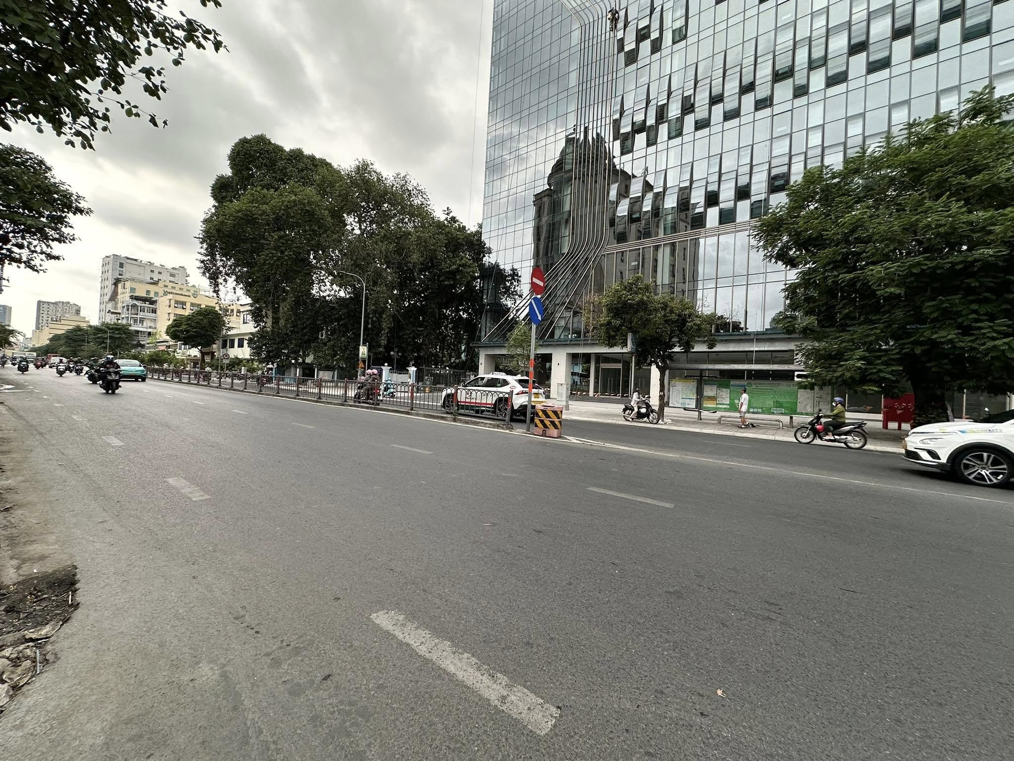 SIÊU PHẨM NGUYÊN XÁ – 195M2 – MẶT TIỀN 8M – NGÕ Ô TÔ TRÁNH – KINH DOANH ĐỈNH – GẦN ĐH CÔNG NGHIỆP – - Ảnh 2