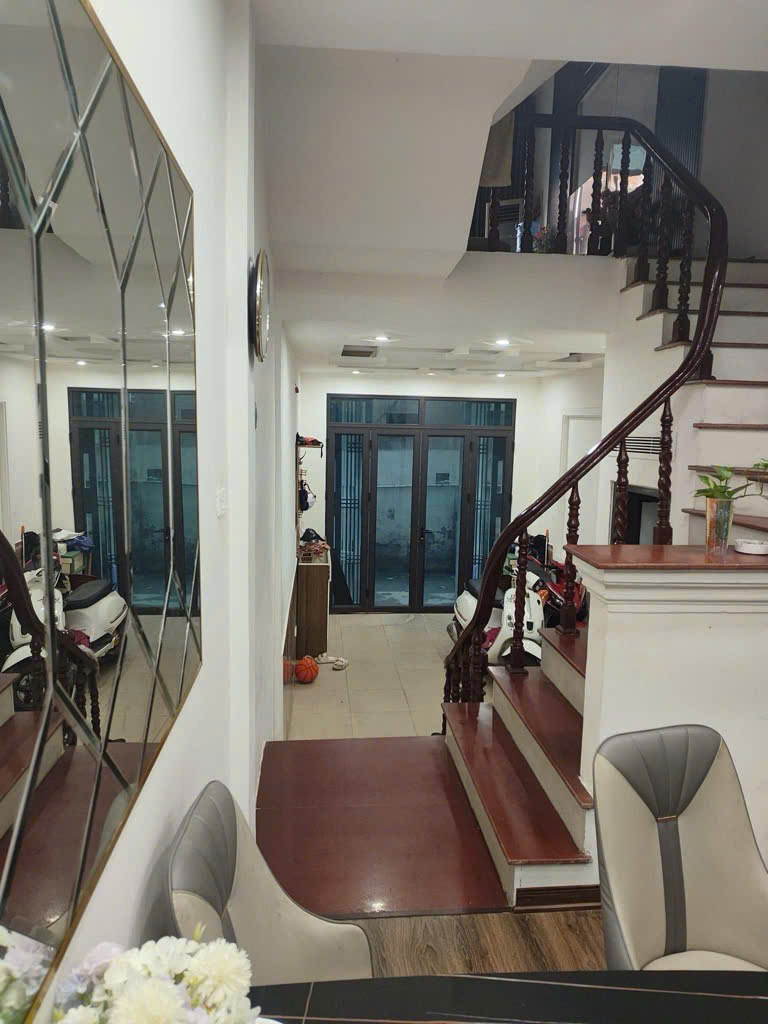 NHÀ LIMITED PHỐ TÂY SƠN NGAY NGÃ TƯ SỞ GẦN TRƯỜNG THỊNH QUANG, Ở NGAY CHỈ 6.35 TỶ. - Ảnh 1